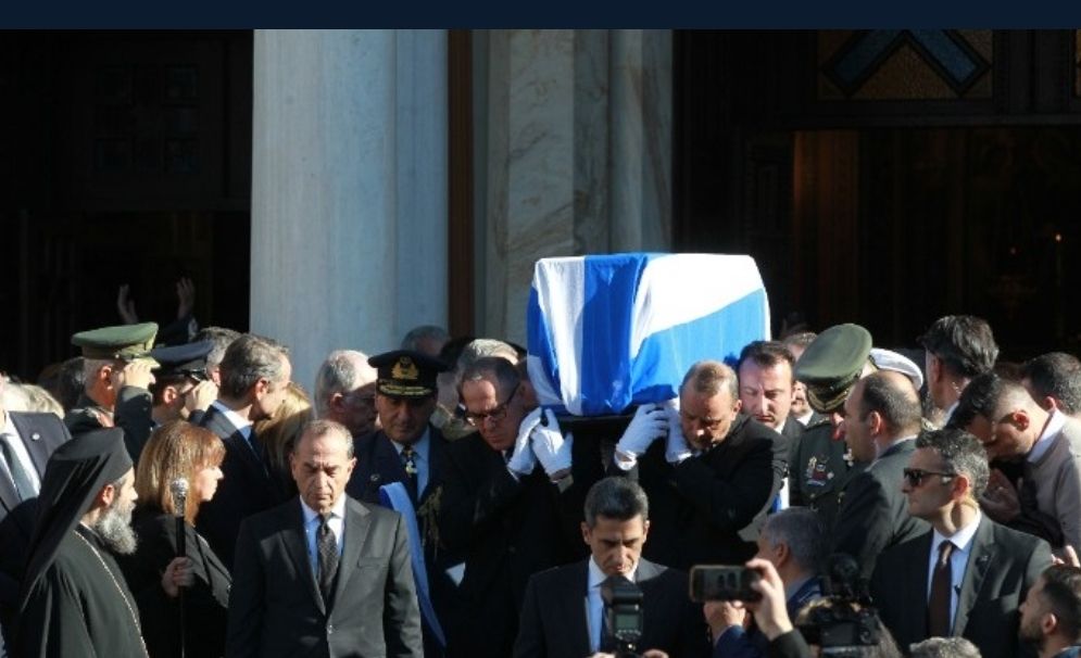 Το τελευταίο αντίο στον Κώστα Σημίτη