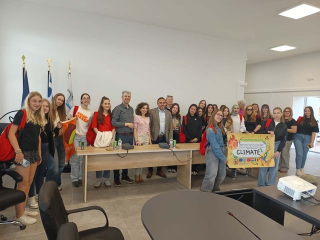 Ολοκληρώθηκε με Επιτυχία το Erasmus+ του ΓΕΛ Ιάσμου με Άξονα την Κλιματική Αλλαγή και την Τεχνητή Νοημοσύνη