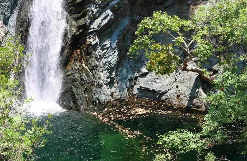 Τραγωδία στη Σαμοθράκη - Νεκρός 47χρονος Ρουμάνος τουρίστας στους καταρράκτες του Κρεμαστού