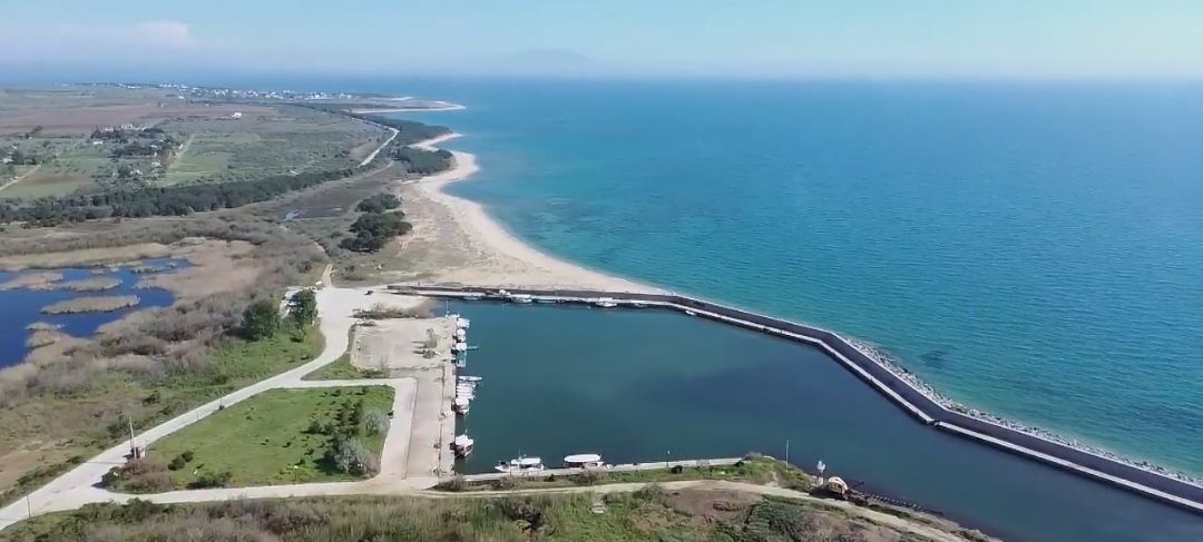 Νεκρή εντοπίστηκε η 12χρονη στη θαλάσσια περιοχή του Ίμερου Ροδόπης-Συνελήφθησαν οι γονείς -Ερωτηματικά για το ασθενοφόρο και τη ναυαγοσωστική κάλυψη στον Ίμερο