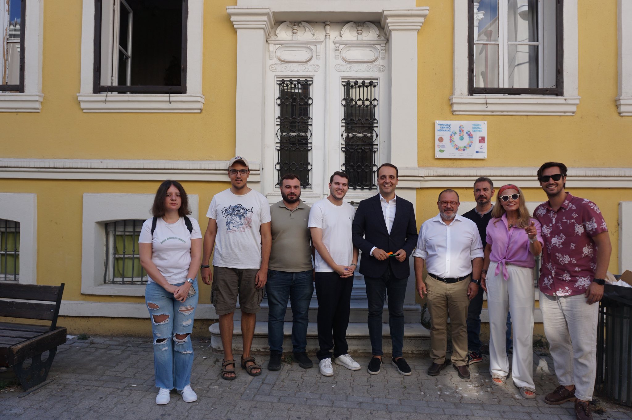 Στο Κέντρο Νεολαίας και Εθελοντισμού exagono Κομοτηνής ο Υφυπουργός Ψηφιακής Διακυβέρνησης Χρήστος Δερμετζόπουλος (φωτο)