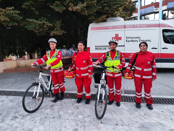 Ποδήλατα και πατίνια από τον Ερυθρό Σταυρό για επείγουσες μετακινήσεις εθελοντών (web tv)
