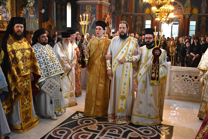 Χειροτονία Πρεσβυτέρου στον Ιερό Ναό Της Του Θεού Σοφίας στην Κομοτηνή(φωτο)