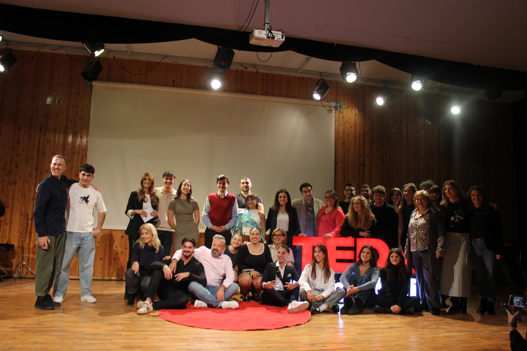Το TEDxKomotini 2025 ολοκληρώθηκε με sold out επιτυχία στοΜουσικό Σχολείο Κομοτηνής (φωτο)