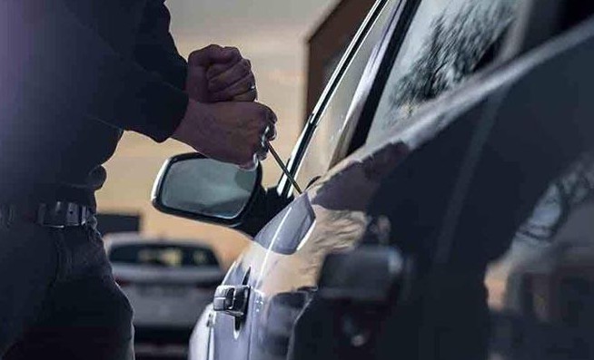 Ροδόπη: εντοπίστηκε ο δράστης πέντε κλοπών από αυτοκίνητα στην παράλια ζώνη-Σχηματίστηκε δικογραφία