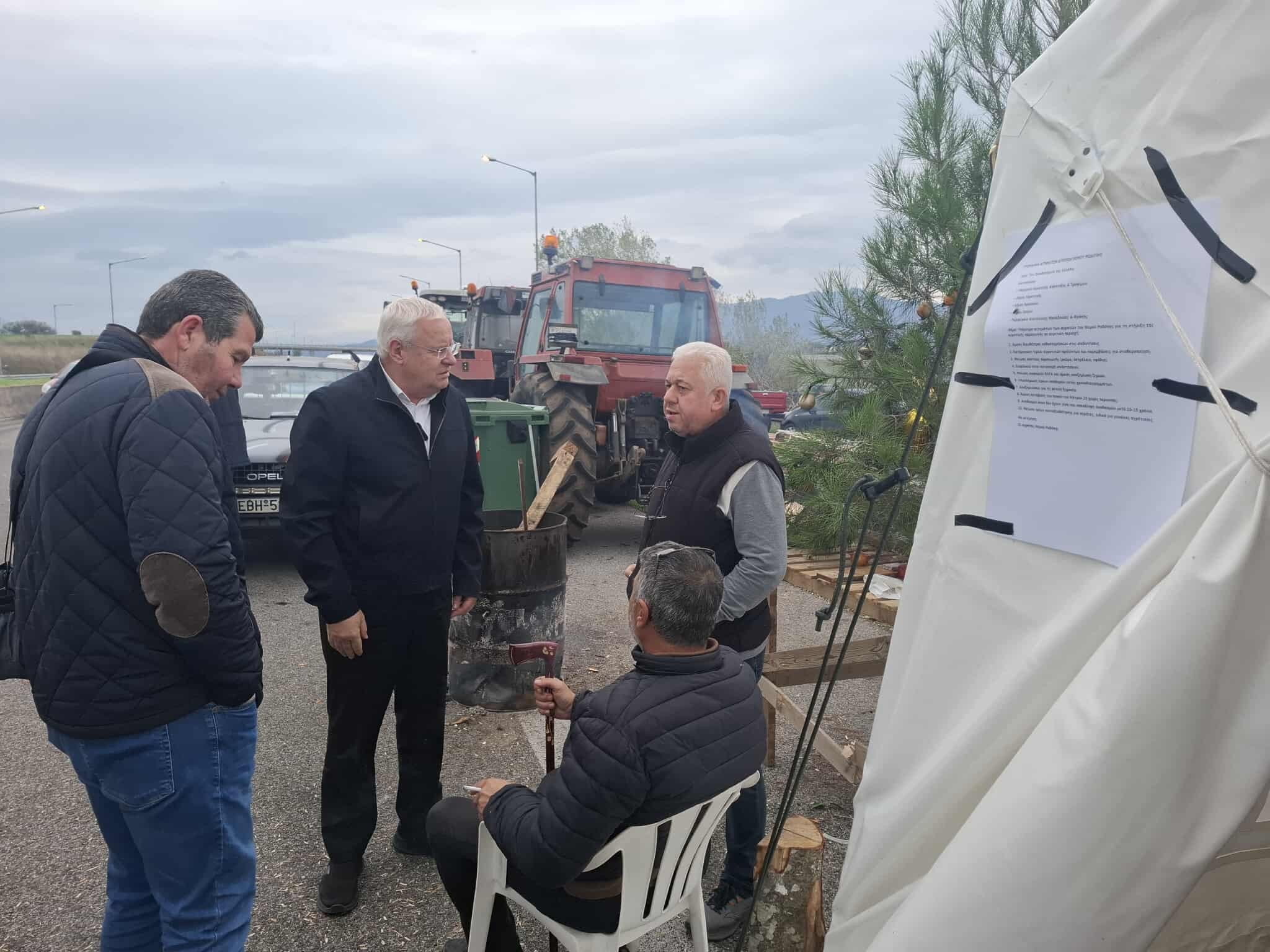 Στα μπλόκα της Εγνατίας Οδού στη Ροδόπη ο Ιλχάν Αχμέτ