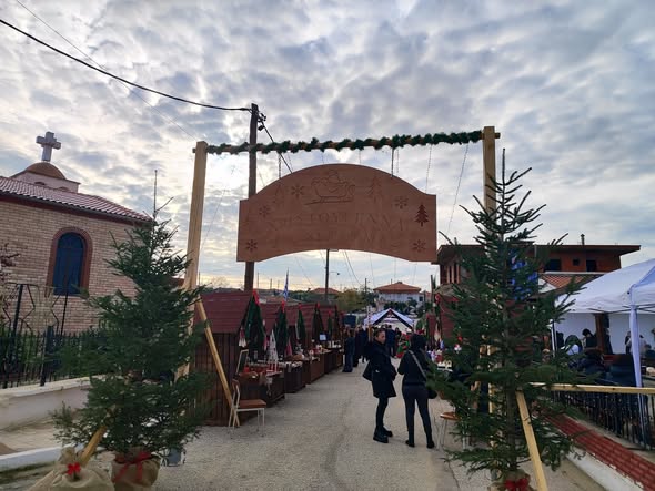 Με επιτυχία το Χριστουγεννιάτικο Χωριό στη Νέα Καλλίστη Ροδόπης(web tv)