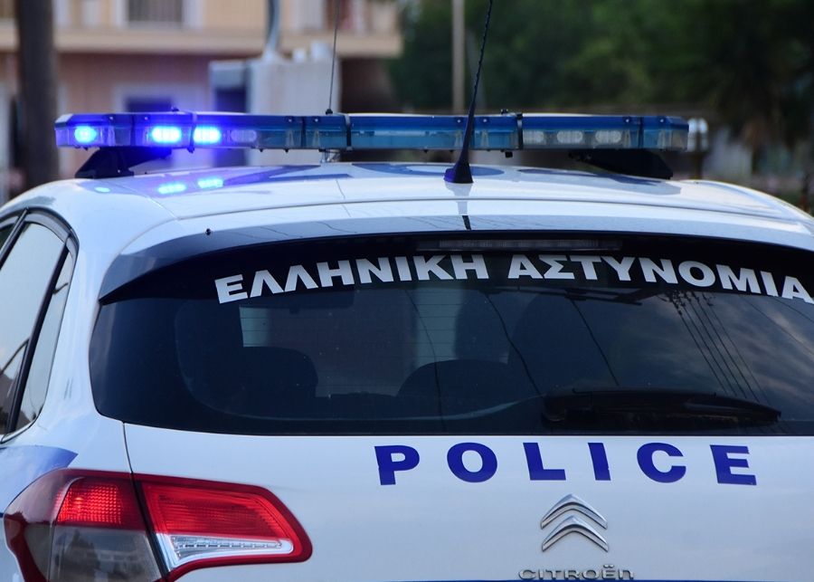 Κομοτηνή: γυναίκα έριξε υδροχλωρικό οξύ σε υπάλληλο καταστήματος όταν έγινε αντιληπτή να κλέβει κοσμήματα