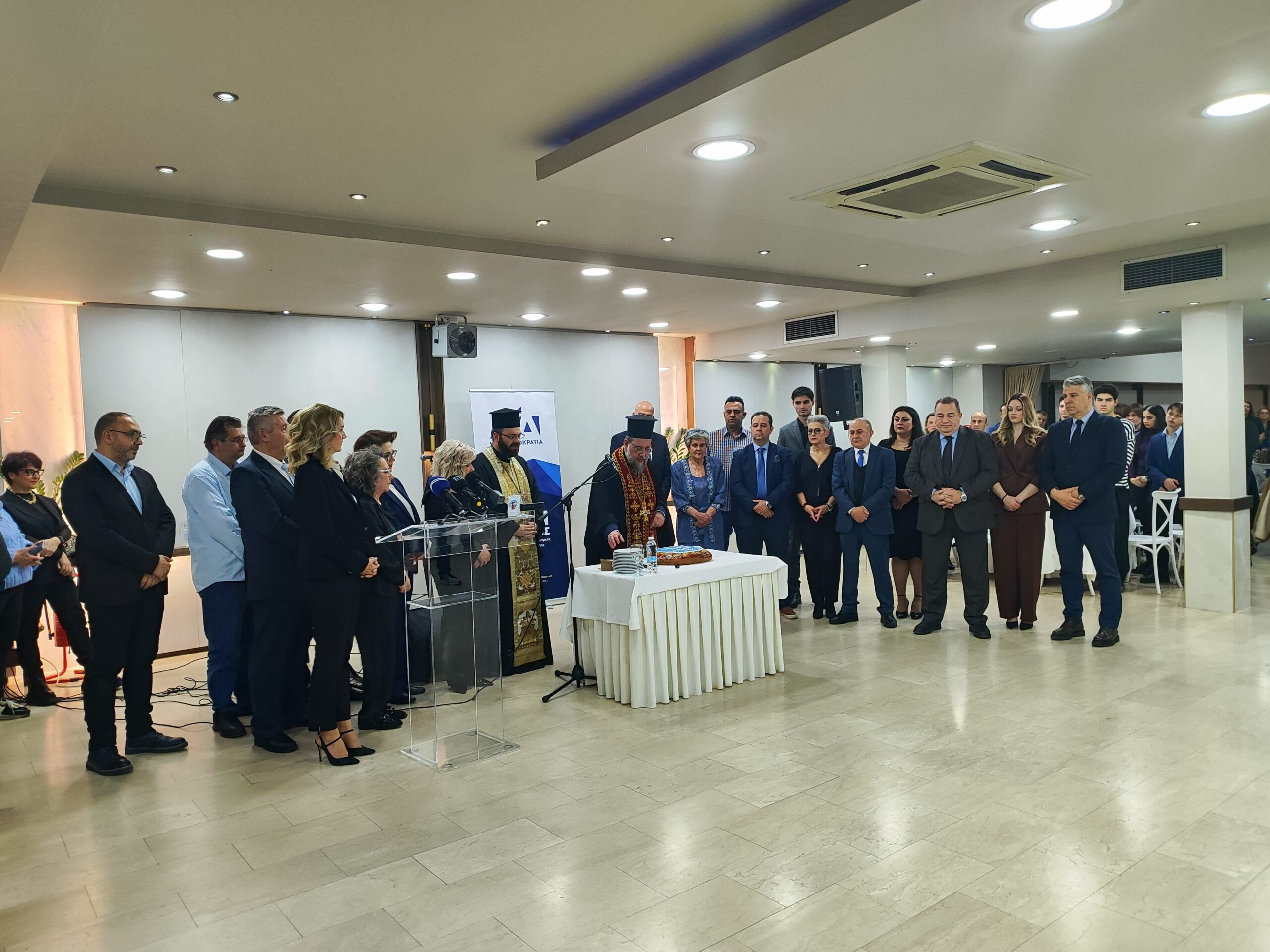 Νίκος Δένδιας από Κομοτηνή: έρχεται νομοθετική πρωτοβουλία για τις αγορές στην παραμεθώριο -Ενίσχυση της Ροδόπης από το Υπουργείο Εθνικής Άμυνας (wev tv)